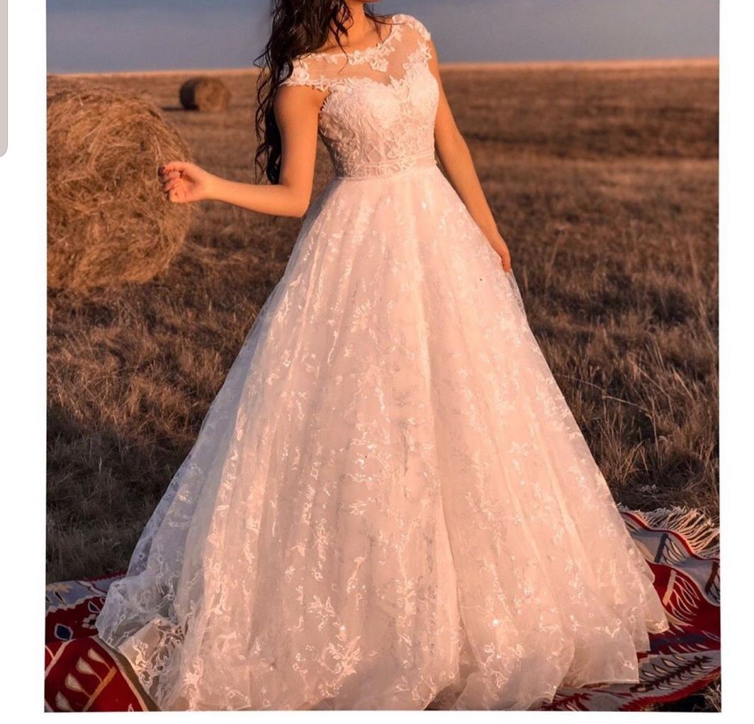 Продам свадебное платье,размер 42-44