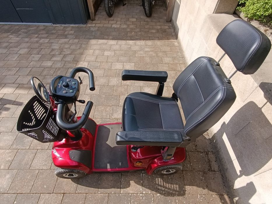 Motoscuter electric
