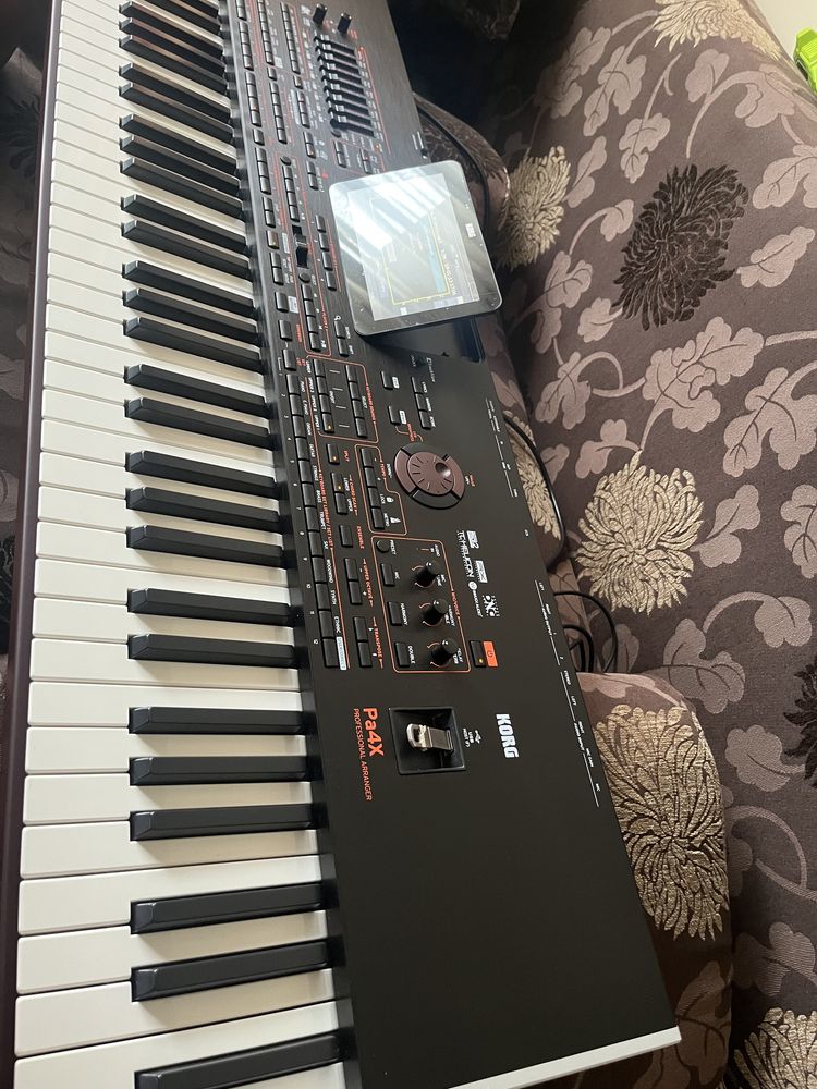 Korg pa4x international 76 clape( genos pa1000 pa700)