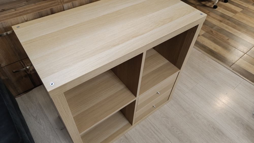 Етажерка IKEA серия KALLAX, много запазена