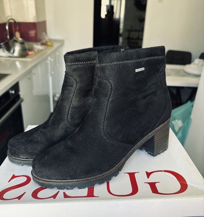 Botine piele intoarsa Gore-tex