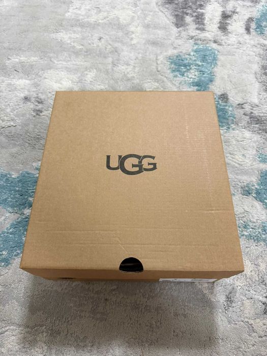 Ugg Tazz Black Low