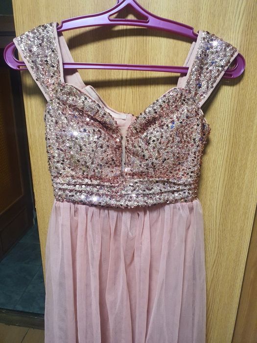 Nou rochie eleganta