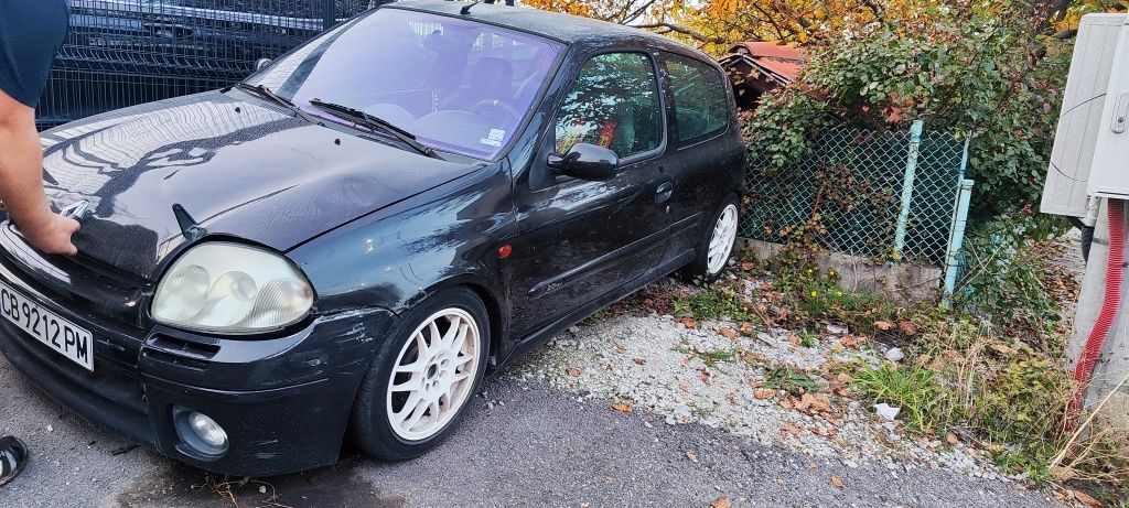 Renault clio sport