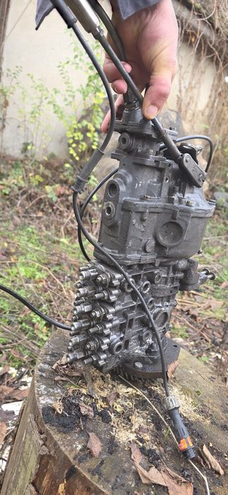 Pompa injectie si injectoare mercedes 817 atego 170cp refacuta