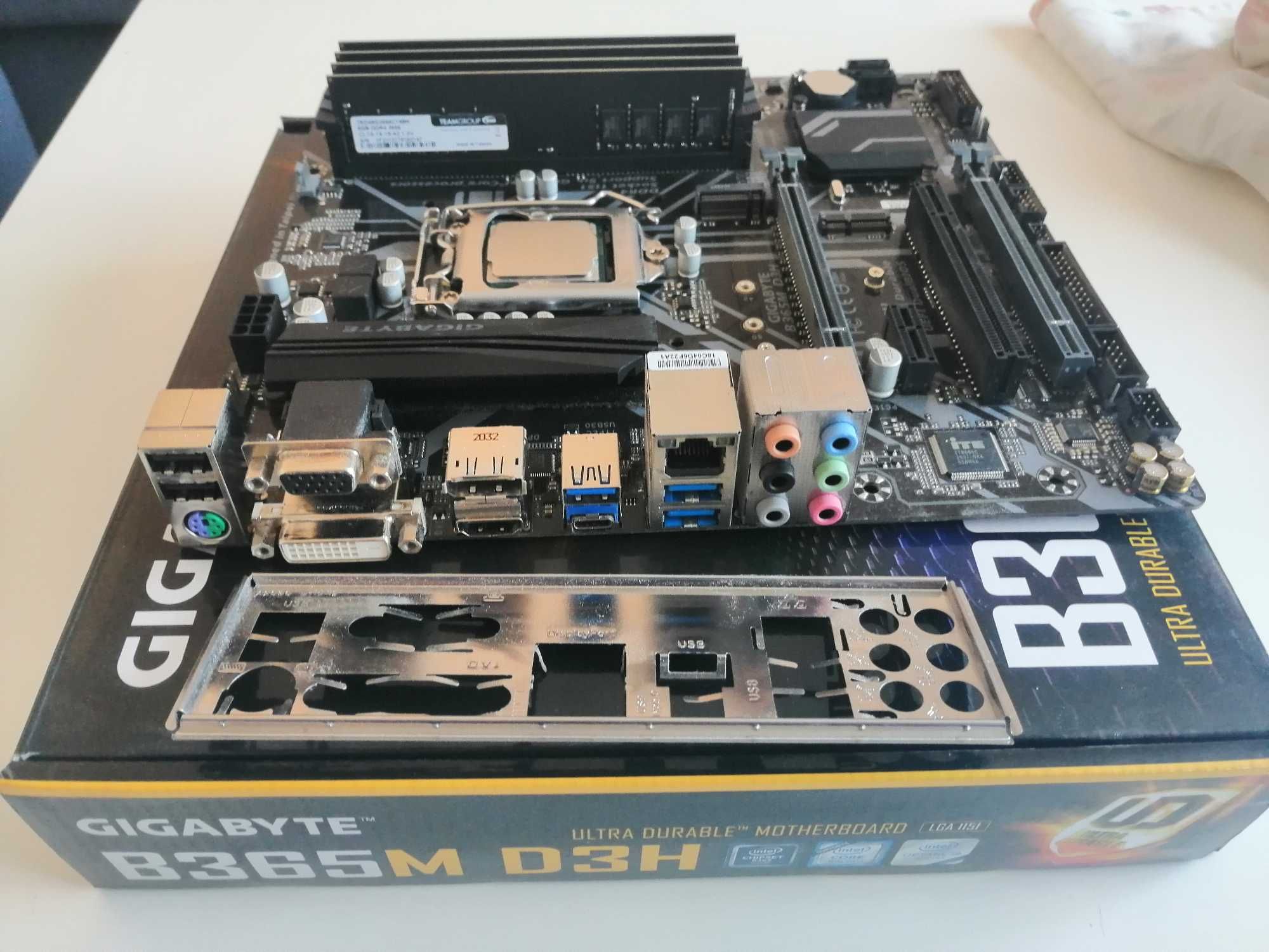 Дъно, Процесор, RAM и SSD - Gigabyte B365M,i5-9500,32GB RAM,512GB SSD