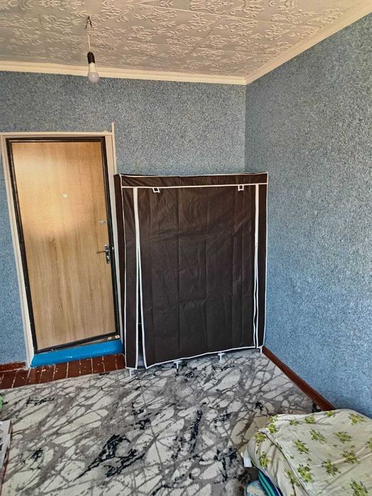 Сдается 1-комн. квартира (комната), бывшее малосемейное общежитие