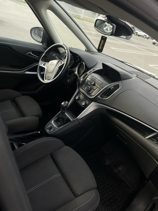 Opel Zafira Tourer | 2.0 CDTI | Full Option | Botoșani | 2012 | Euro 5
