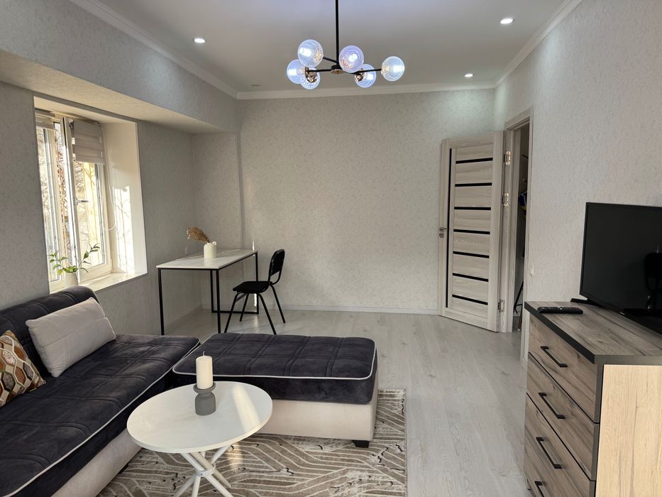 Сдаётся Своя квартира на Ц4 1в2