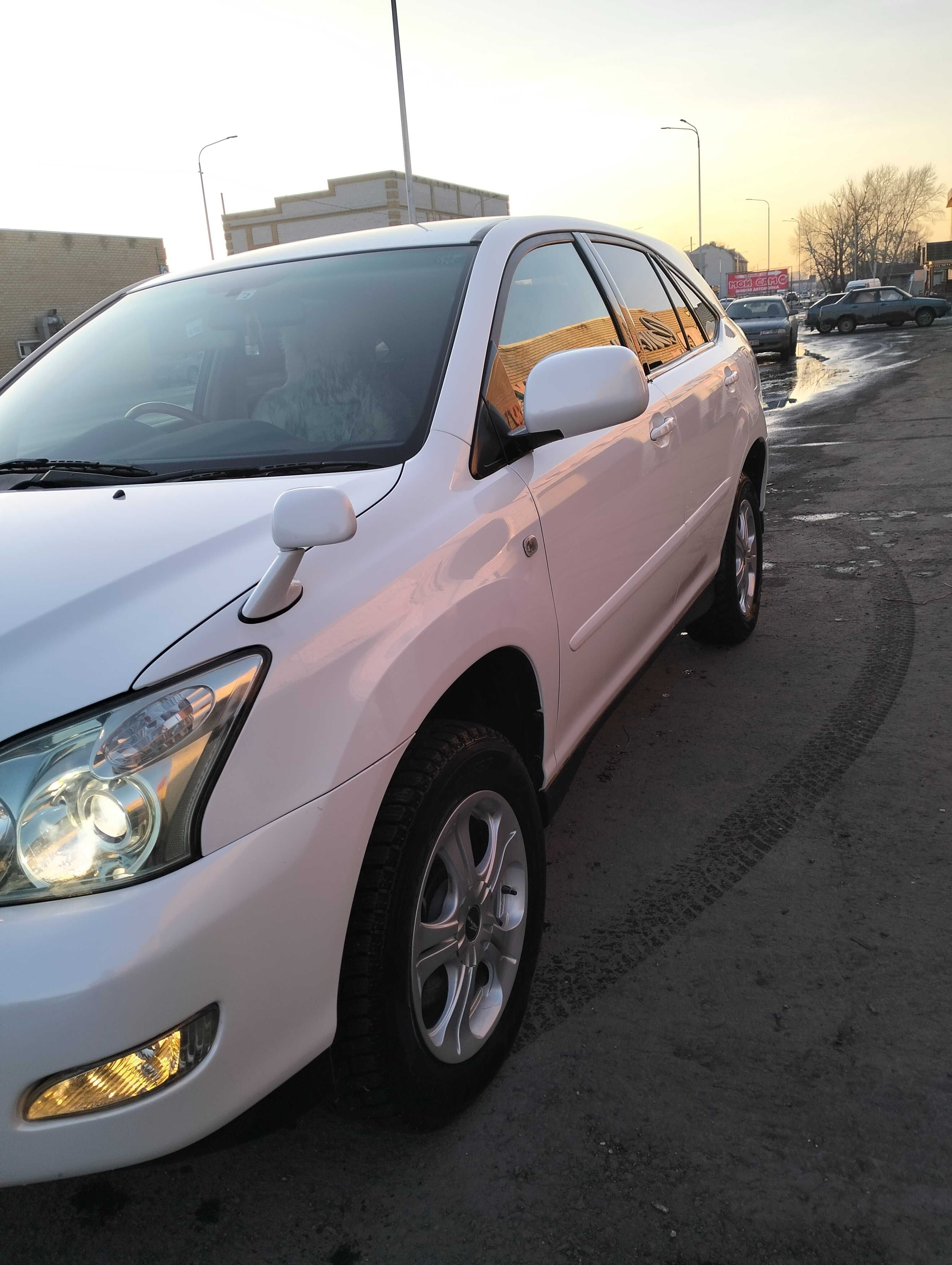 Продам Toyota Harrier