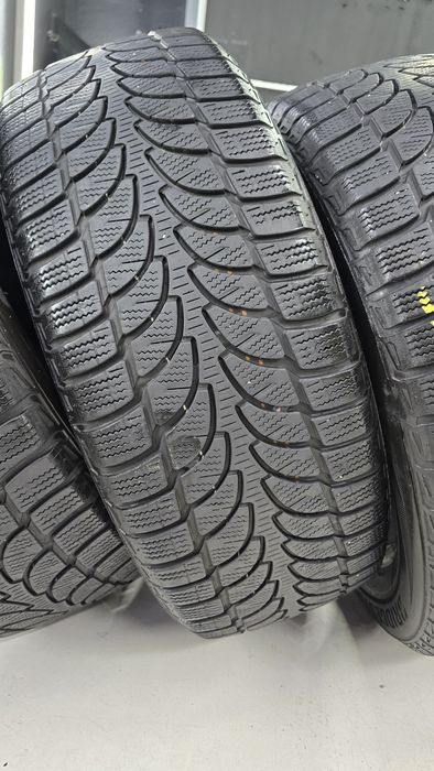 BRIDGESTONE Blizzak LM80 evo 225/60/17