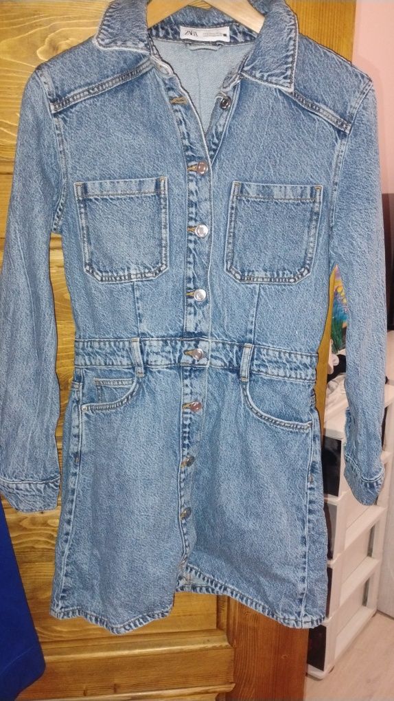 Рокля от деним на Zara