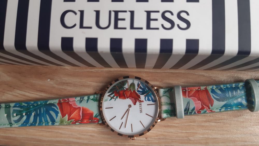 CLUELESS Нов оригинален часовник