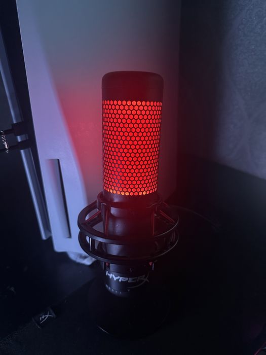 Микрофон HyperX Quadcast