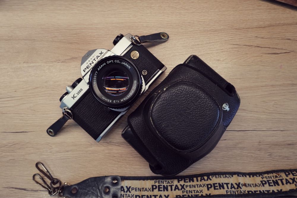 Aparat foto film Pentax K1000 husa originala obiectiv 55mm