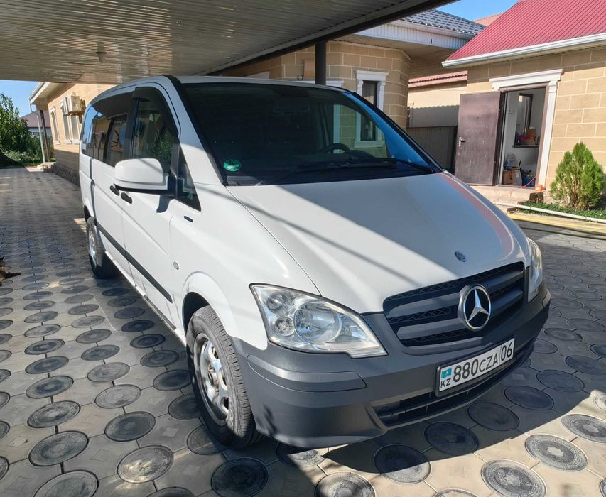 Mercedes-Benz Vito 2010 г.
