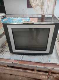Телевизор LG 72 см. большой. Оригинал