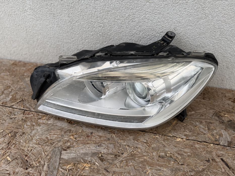 Far stanga Mercedes ML W166 cu lupa halogen Original Europa