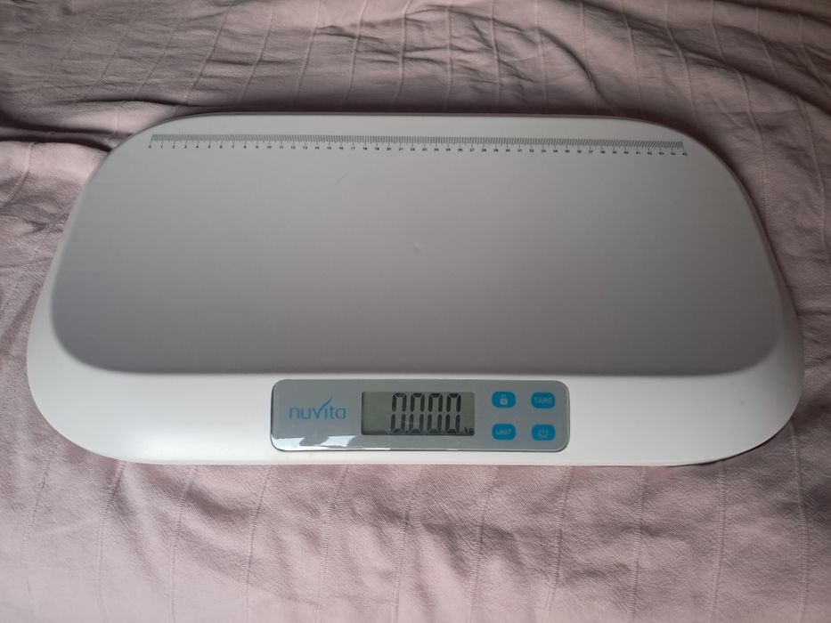 Бебешка везна Nuvita