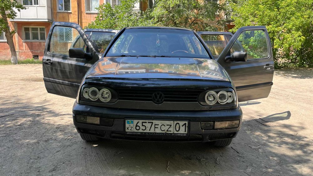 Продам авто гольф 3 в рассрочку на 8 месяцев.