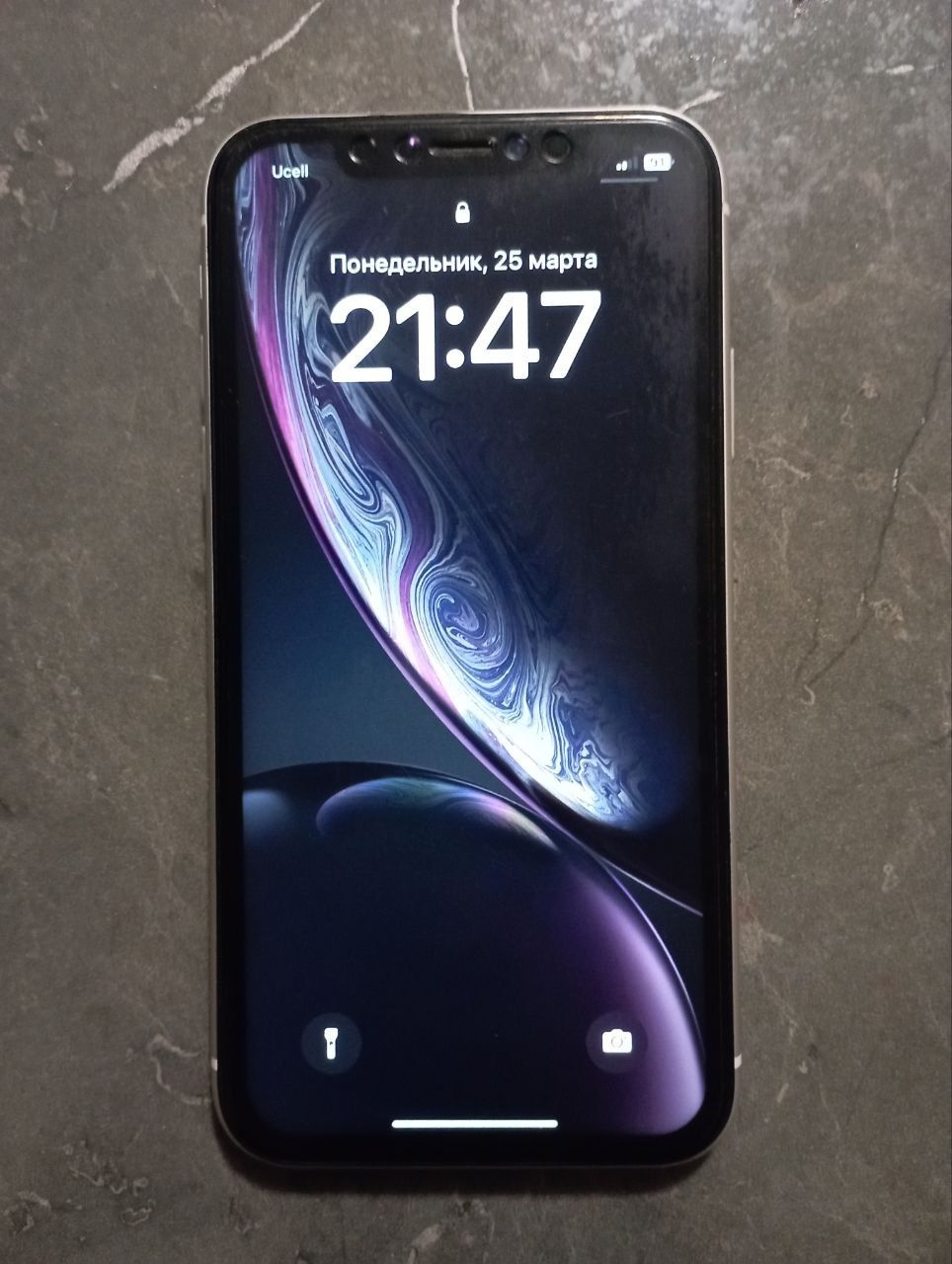 iPhone xr  128 GB