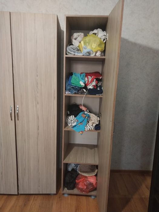 Шкаф . Мебель для спальни