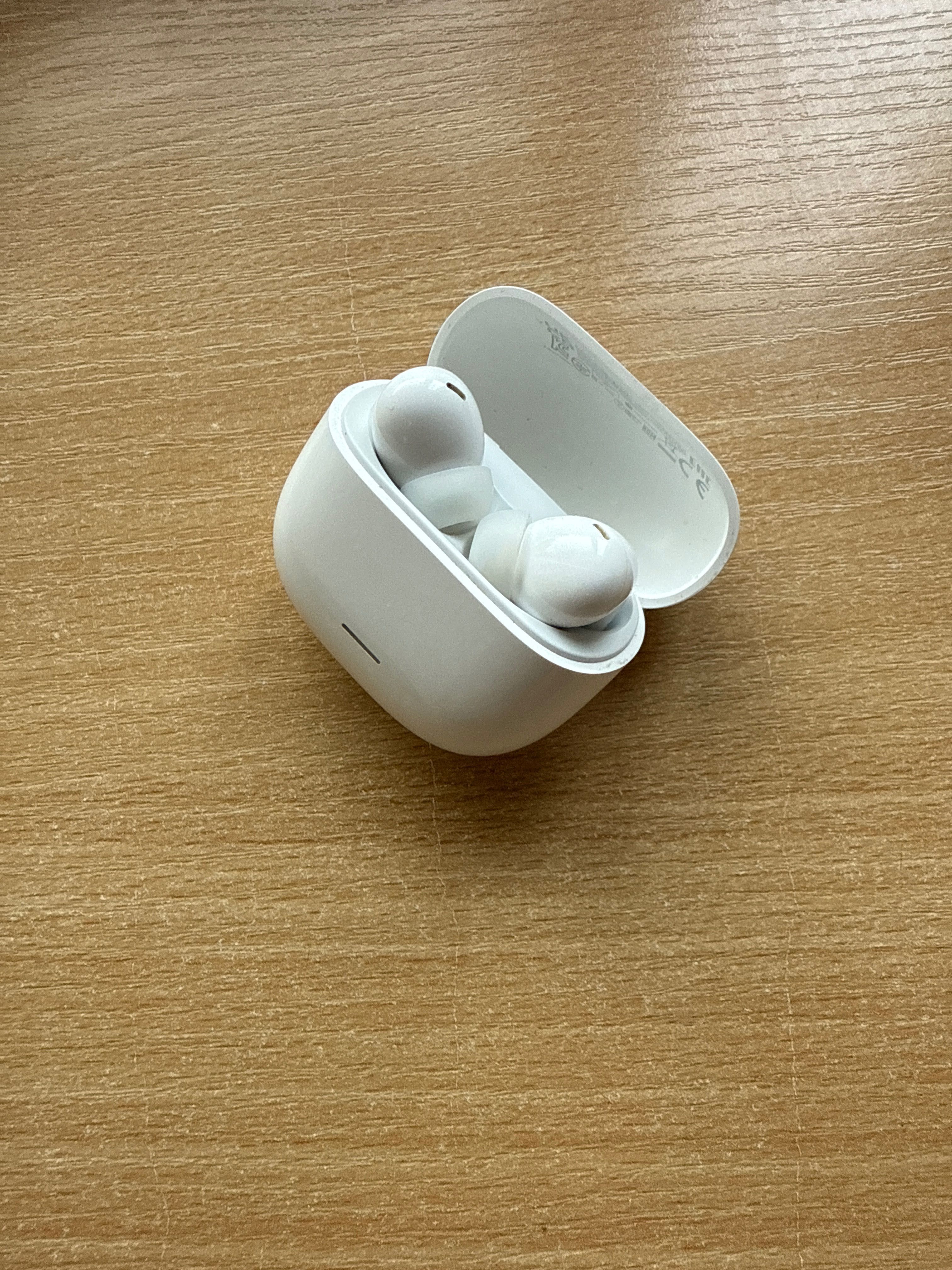 Poco M4 Pro 5G +  Xiaomi Buds 6 Lite (по избор)