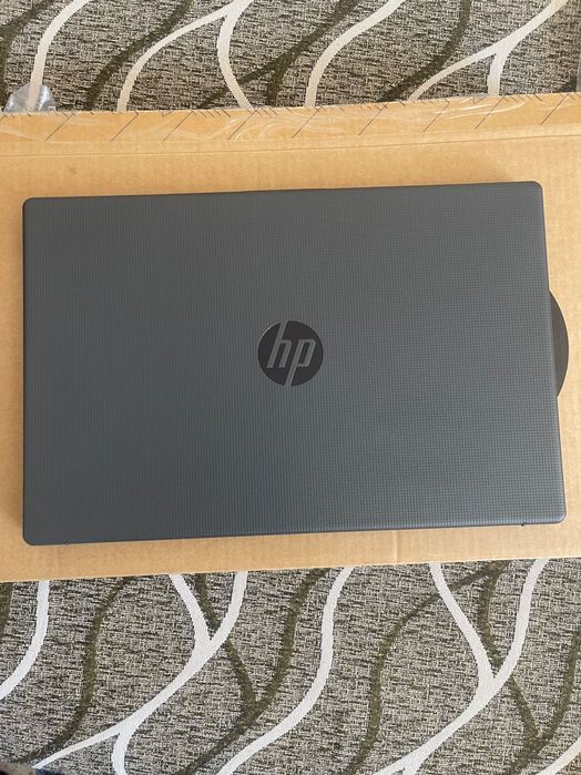 новый Ноутбук HP Laptop 15