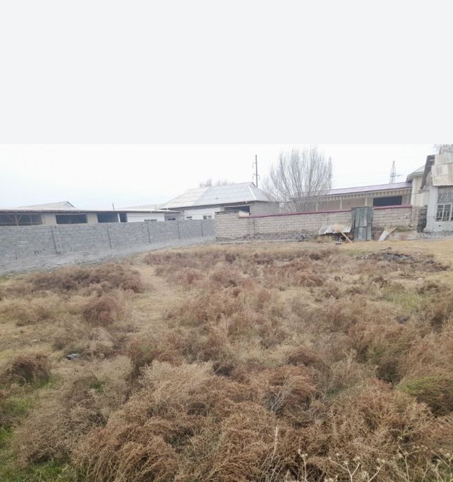 Ishtixon shahrida yer uchaskasi sotiladi