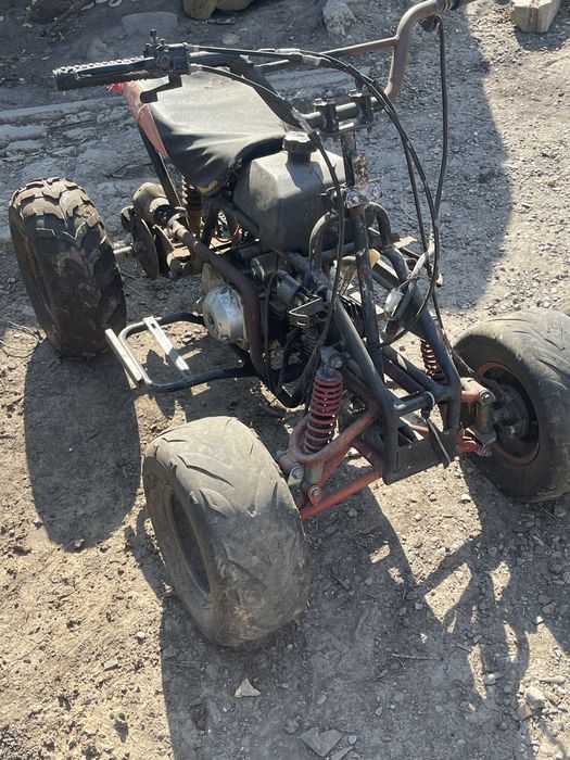 Vând Atv 125 cu probleme