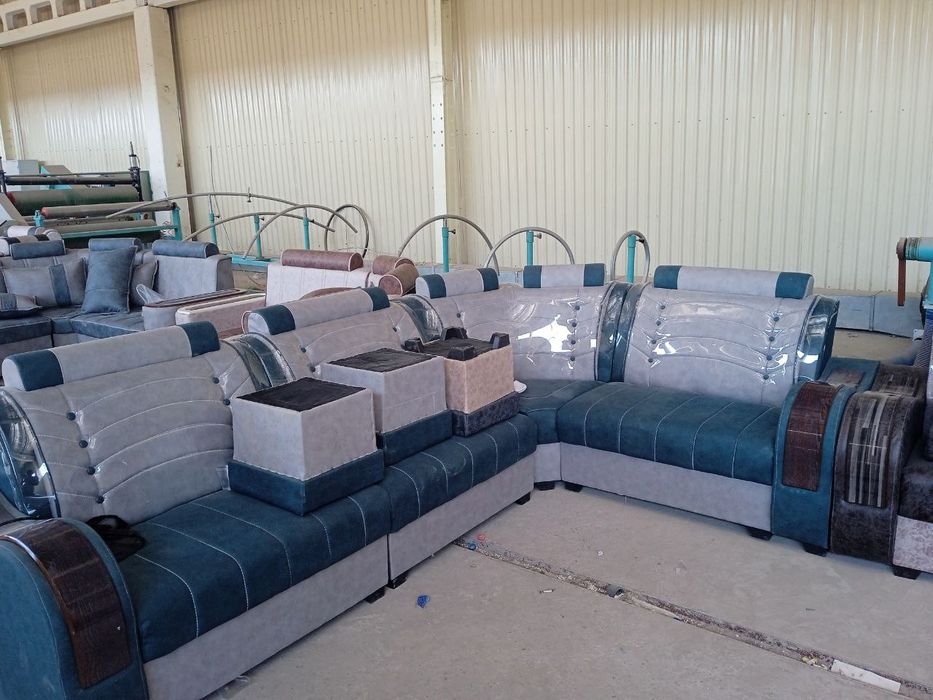 Гостиный уголок больших размерах