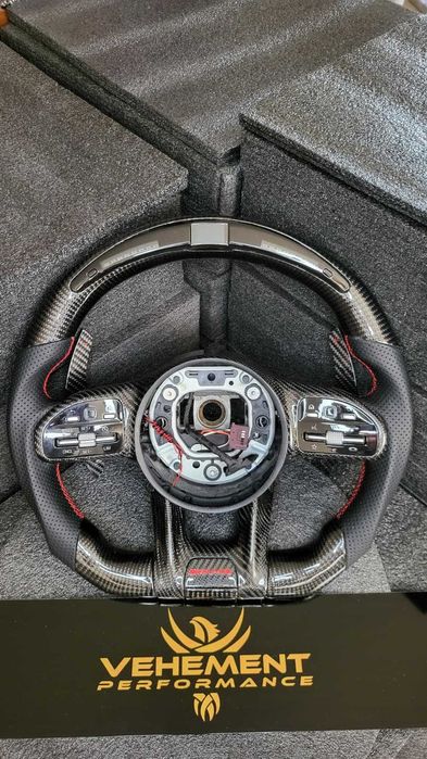 Volan din carbon Mercedes Benz model AMG W204 205 212 213 166 167 222