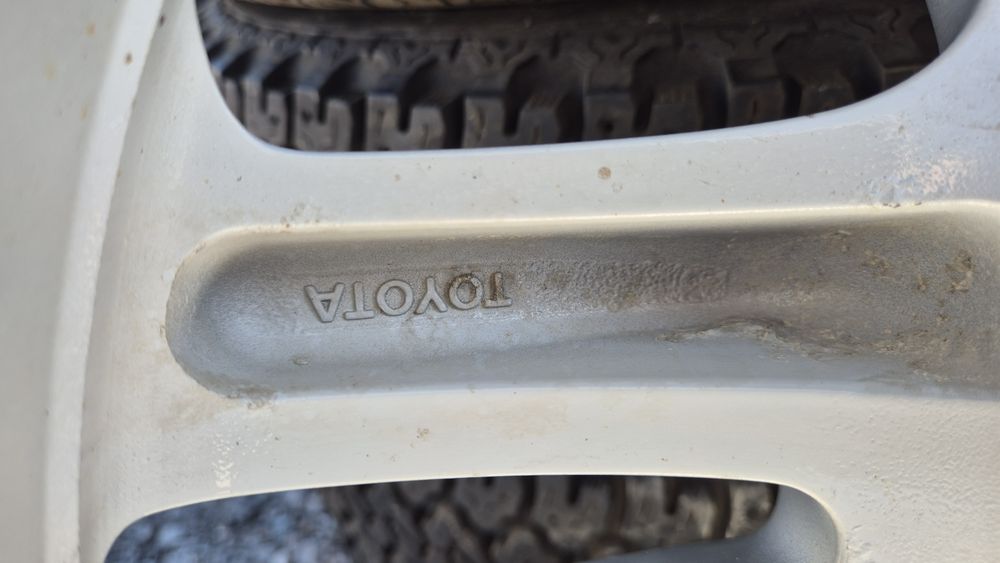 Оригинална джанта за Toyota Land Cruiser 200 5x150