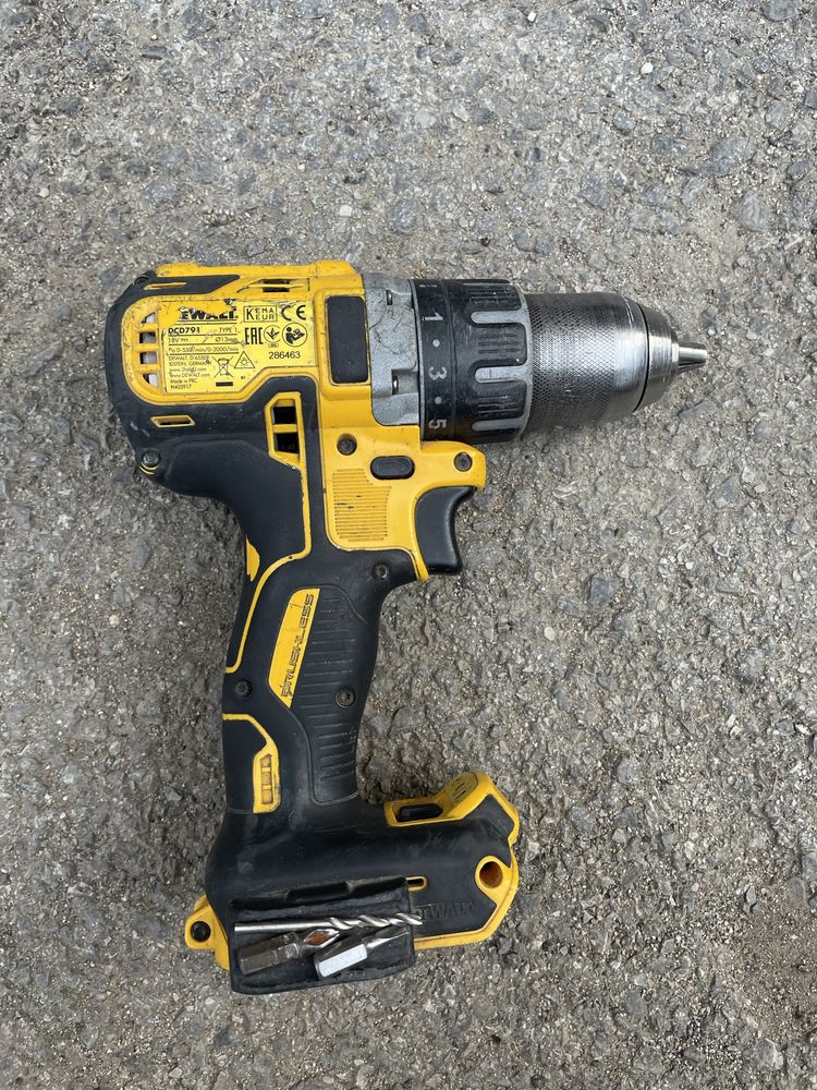 Електрически винтоверт Dewalt DCD 791