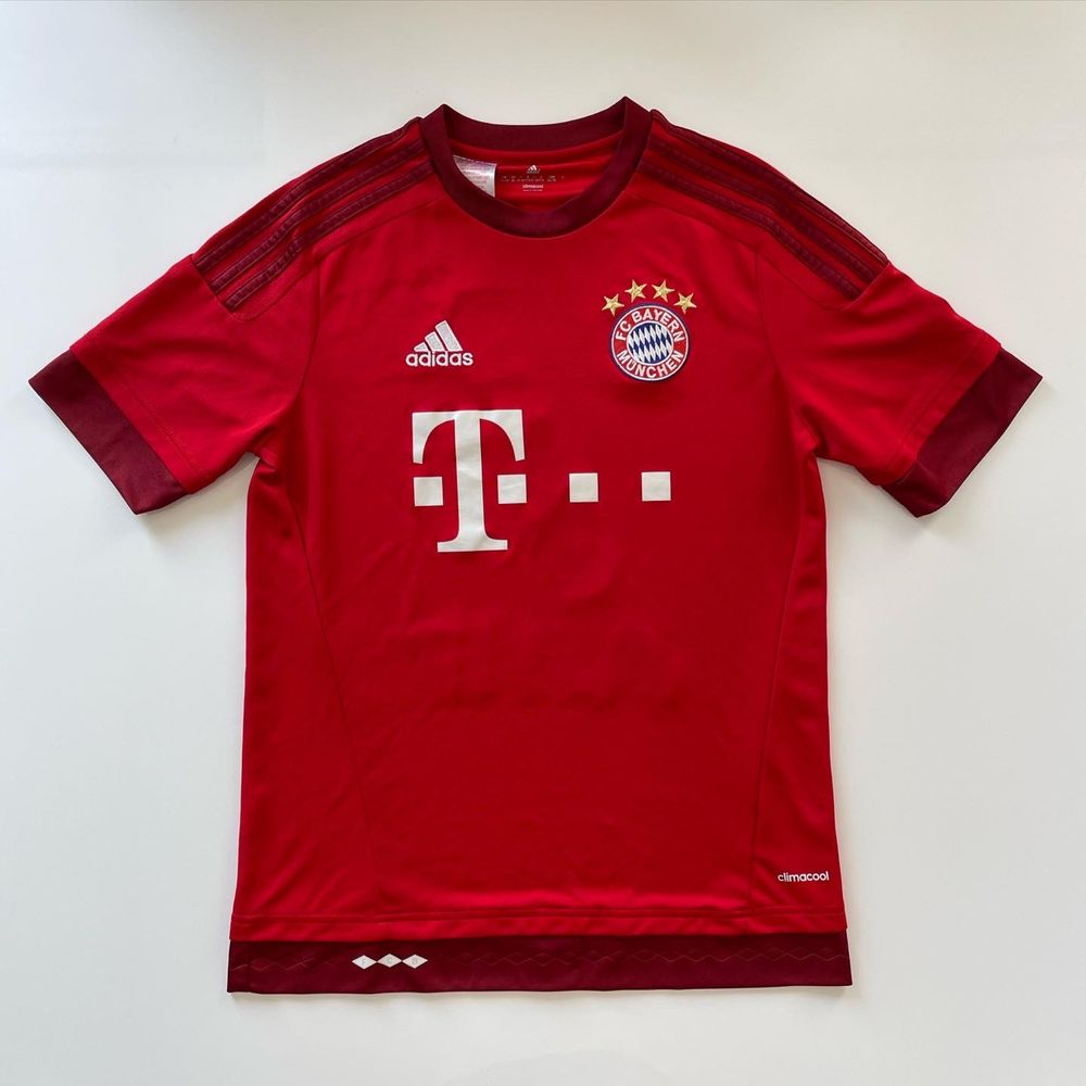 Bayern München - Home Kit - 2015/2016 - Adidas