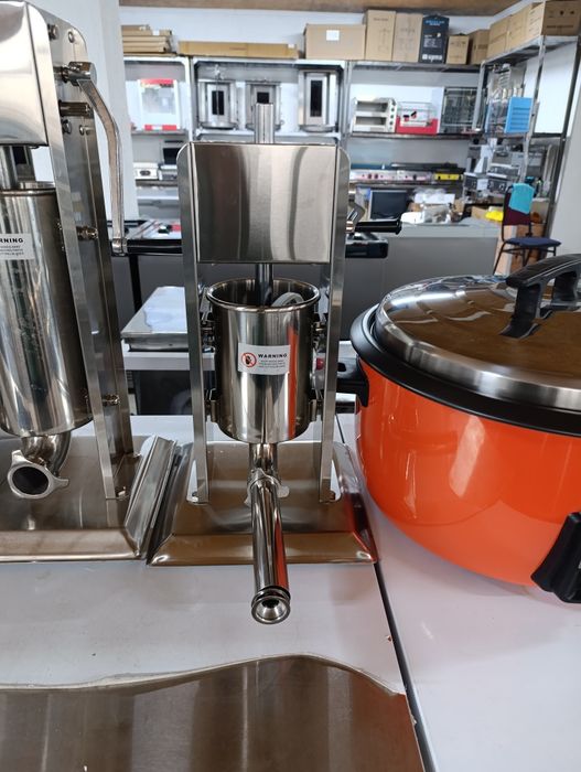 Колбасный шприц механический