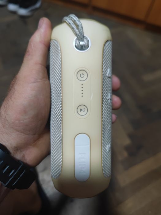 Vând Boxa JBL flip 4