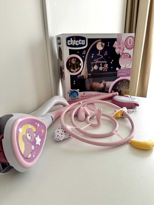 Розова въртележка за кошара Chicco