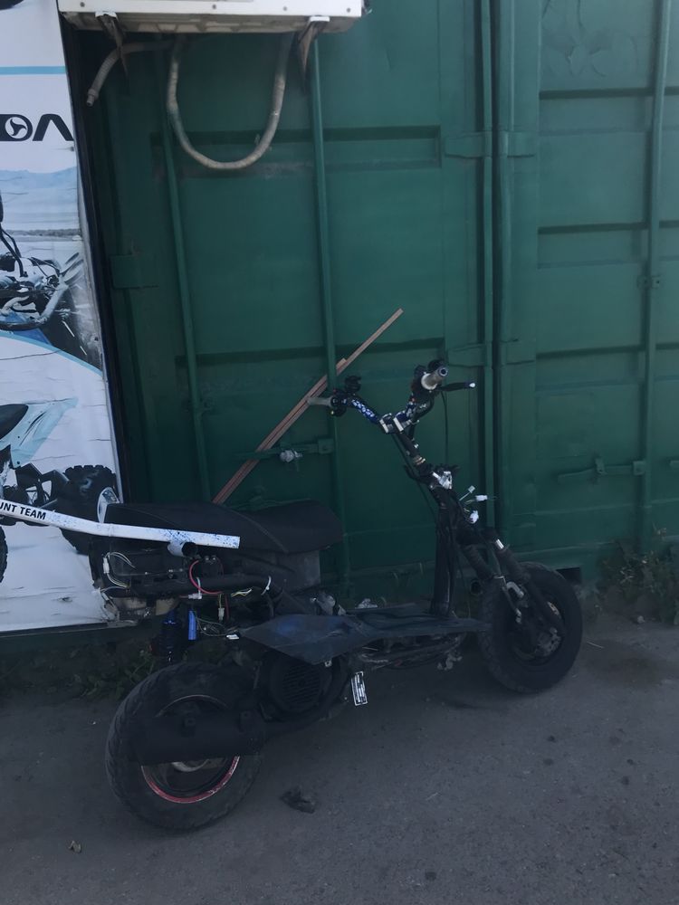 Продам мопед м8