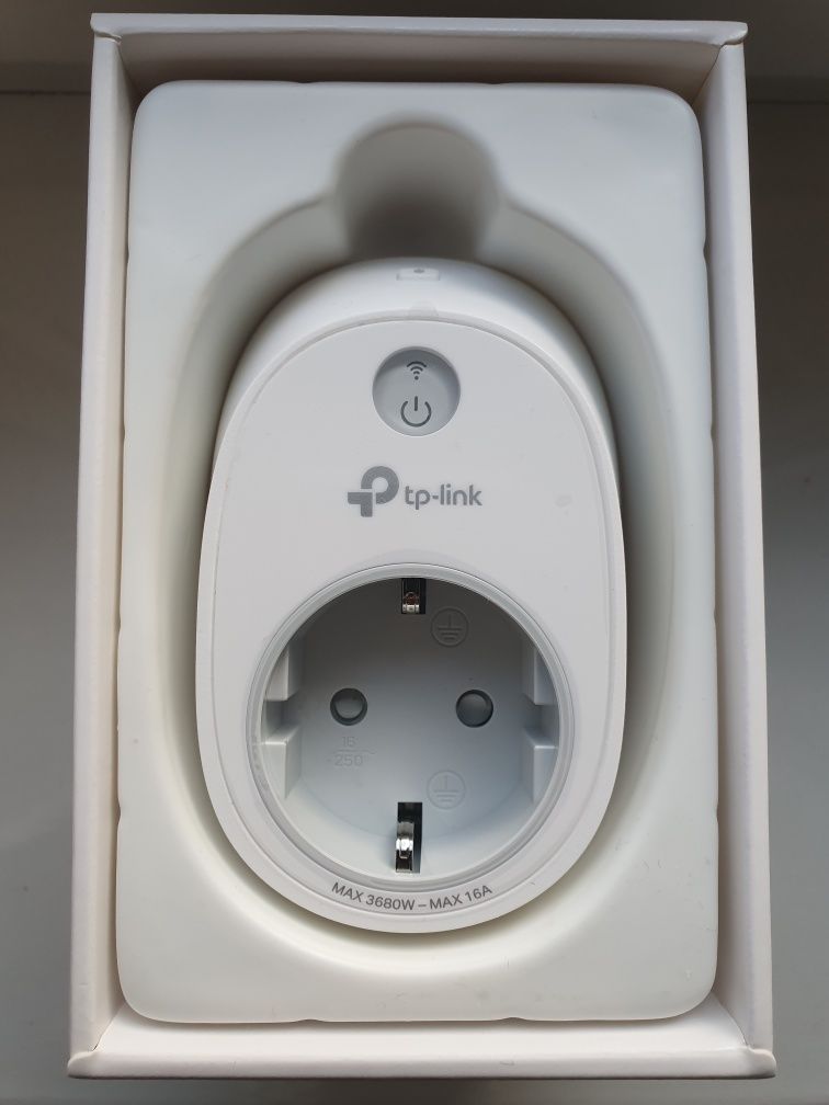 Умная розетка tp-link