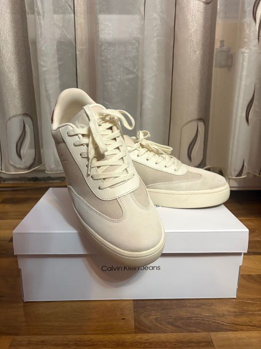 Calvin Klein обувки