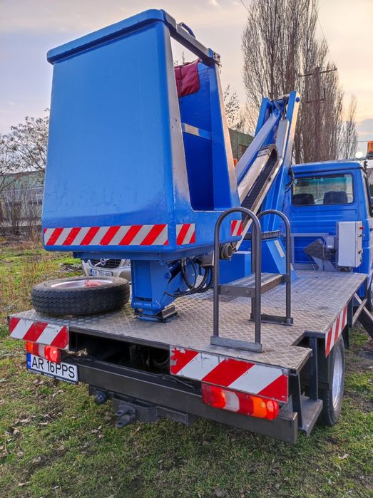 Vand ,Închiriez,schimb- autonacela Iveco 10.5 m