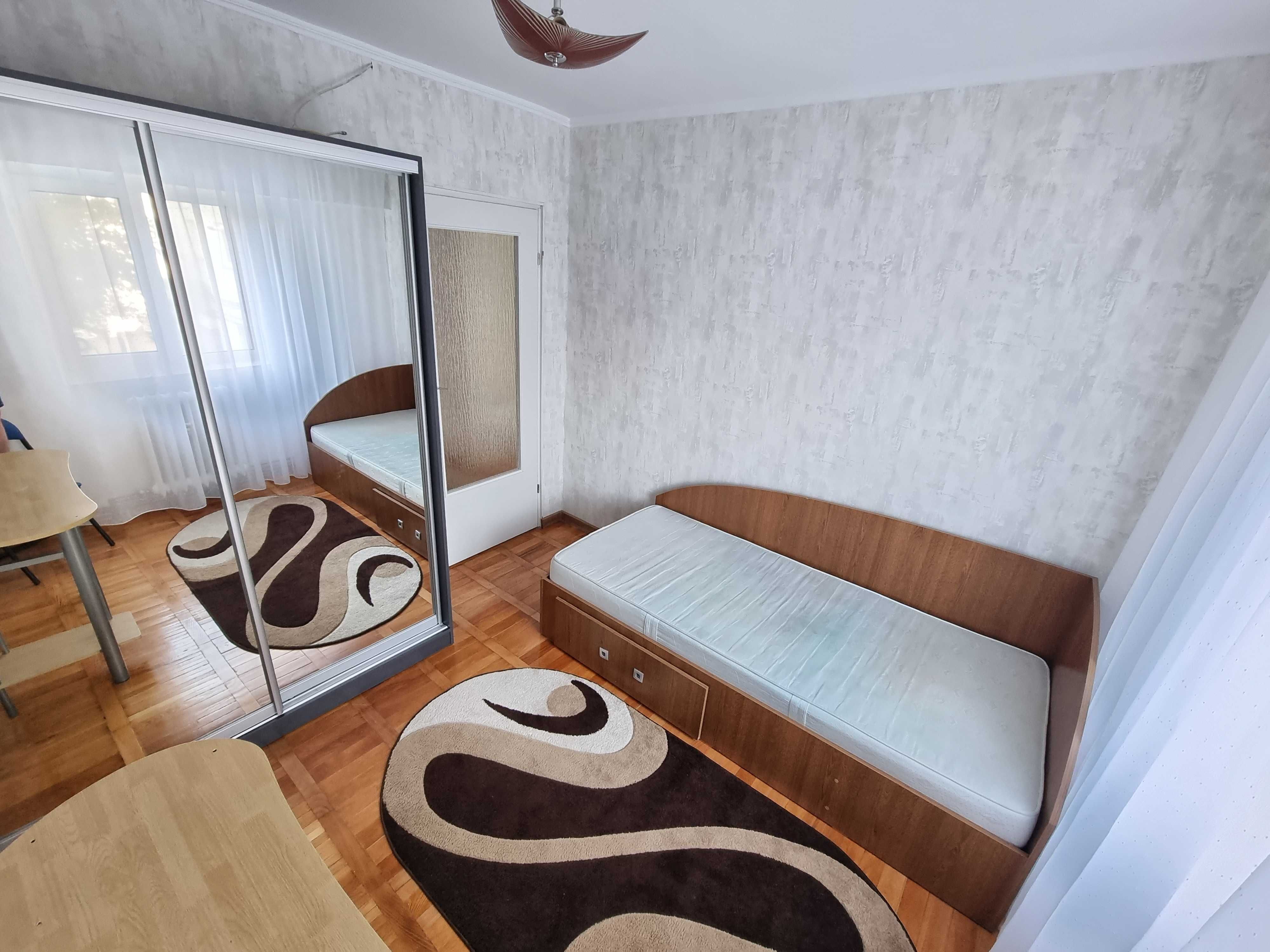 Ap 3 camere DECOMANDAT 74 m2 PODU ROS Jumbo - Granit Persoana Fizica