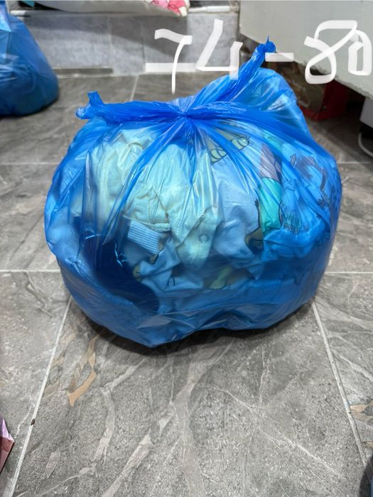 ПОДАРЯВАМ дрехи за момче р-р 74-80