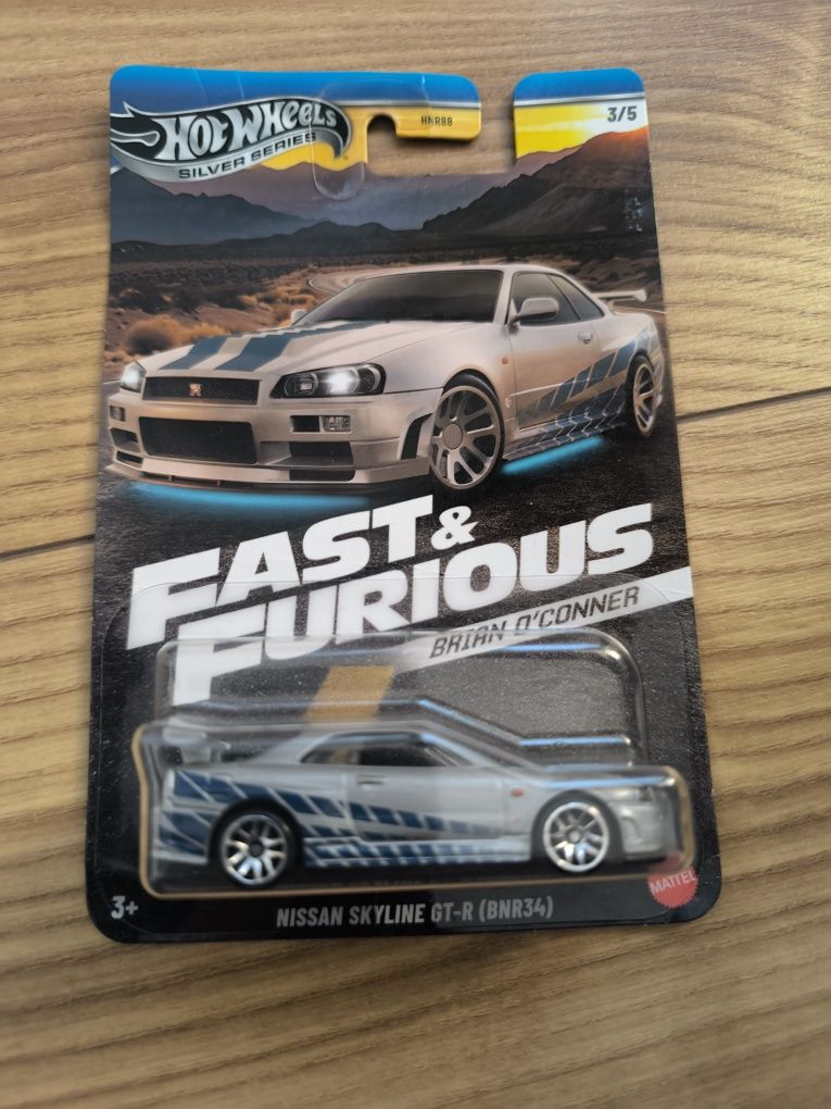 Vand 2 mașini Hotwheels Premium Silver series Fast&Furious