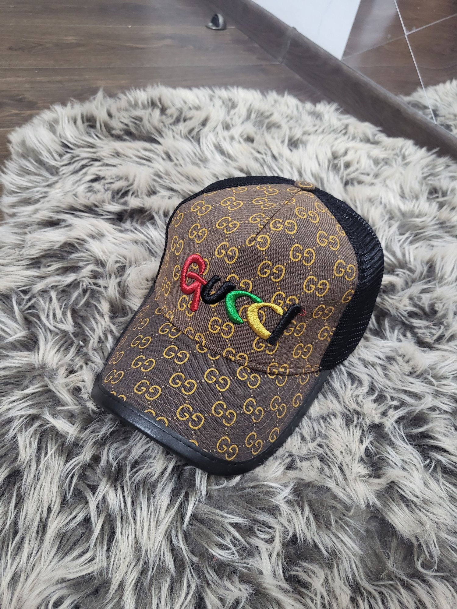 Șapcă Gucci model nou de vara