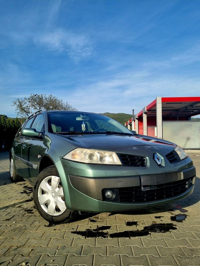 Vând Renault Megane 2