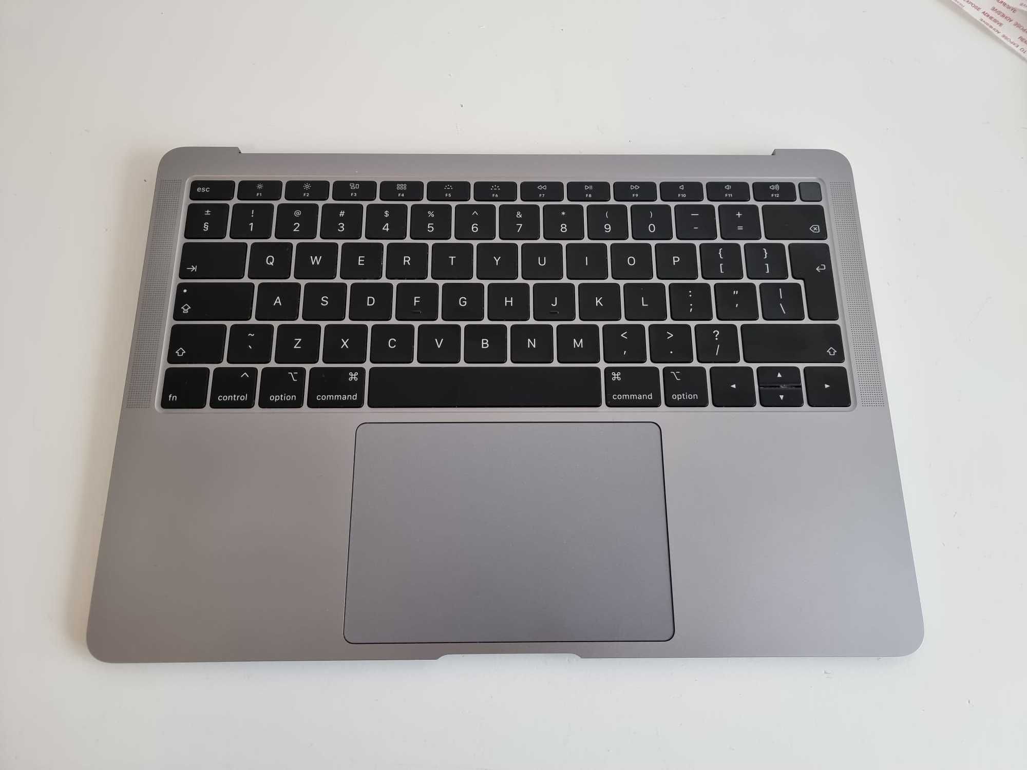 Dezmembrez MacBook AIR 2018 A1932