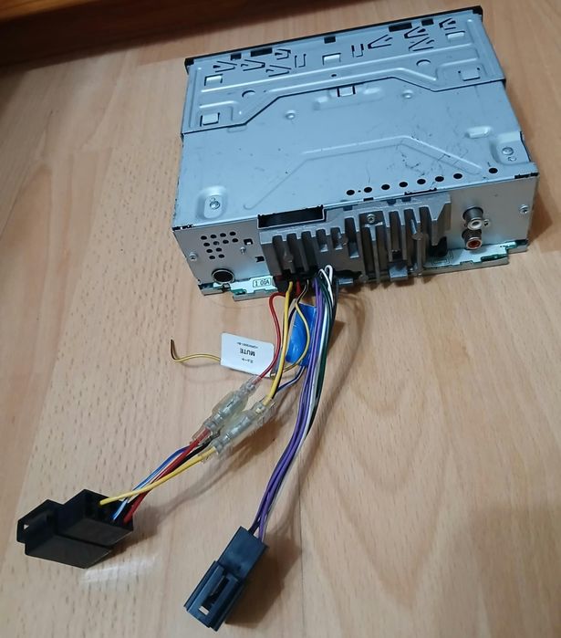 Ресийвър Pioneer CD USB Aux 4x50W