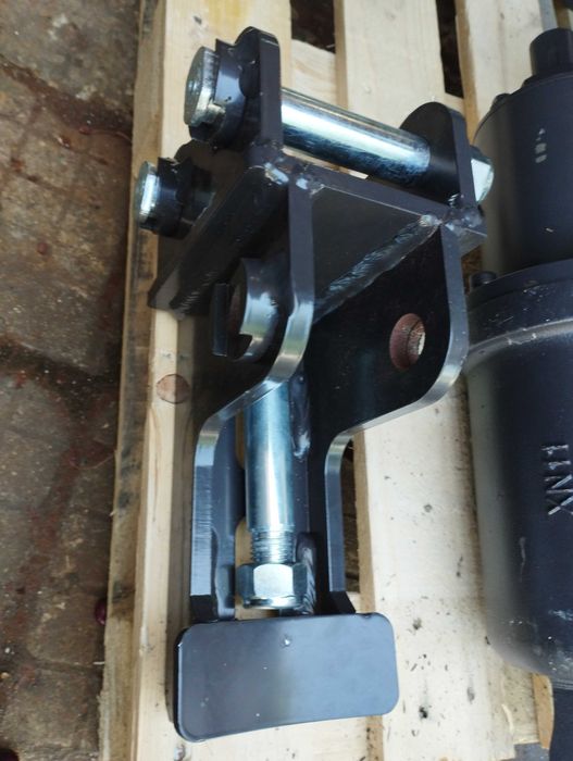 Хидравличен свредел за мини багер ф200